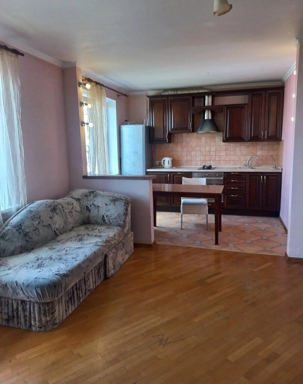3-комнатная квартира, Татарка: кухня-студия, отопление без света, фото 3