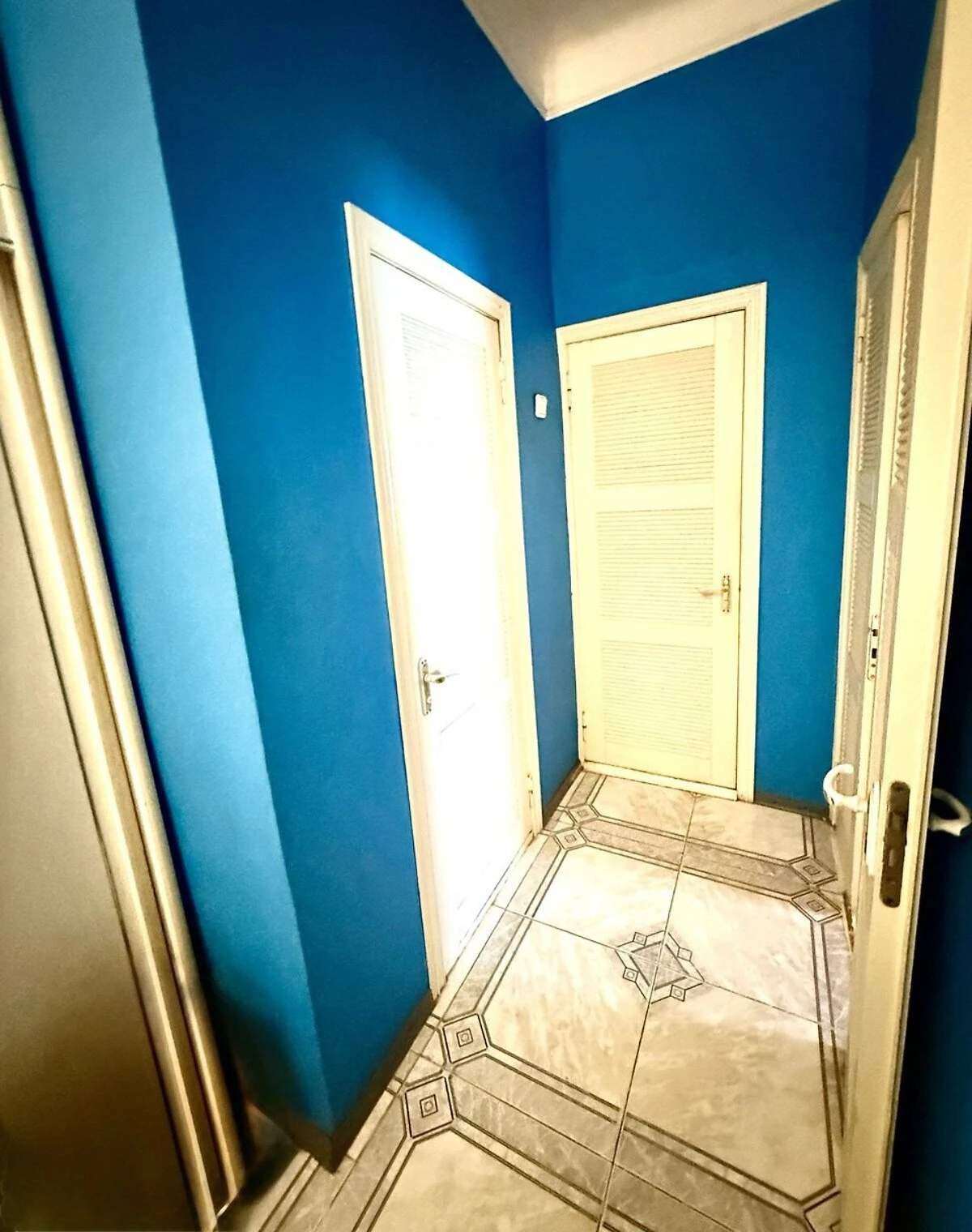 3-кімнатна квартира, ХТЗ: вода і газ без світла, єВідновлення, торг, фото 5