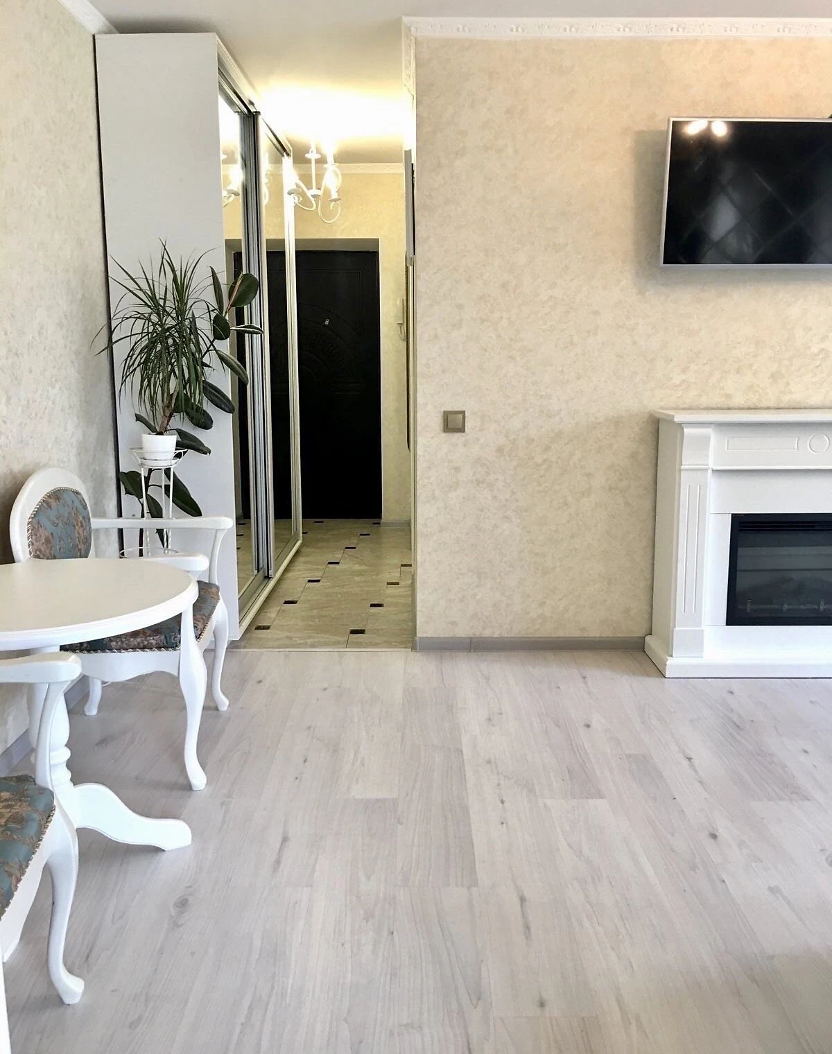 2-кімнатна квартира, Саперне Поле: кухня-студія, єВідновлення - фото 3
