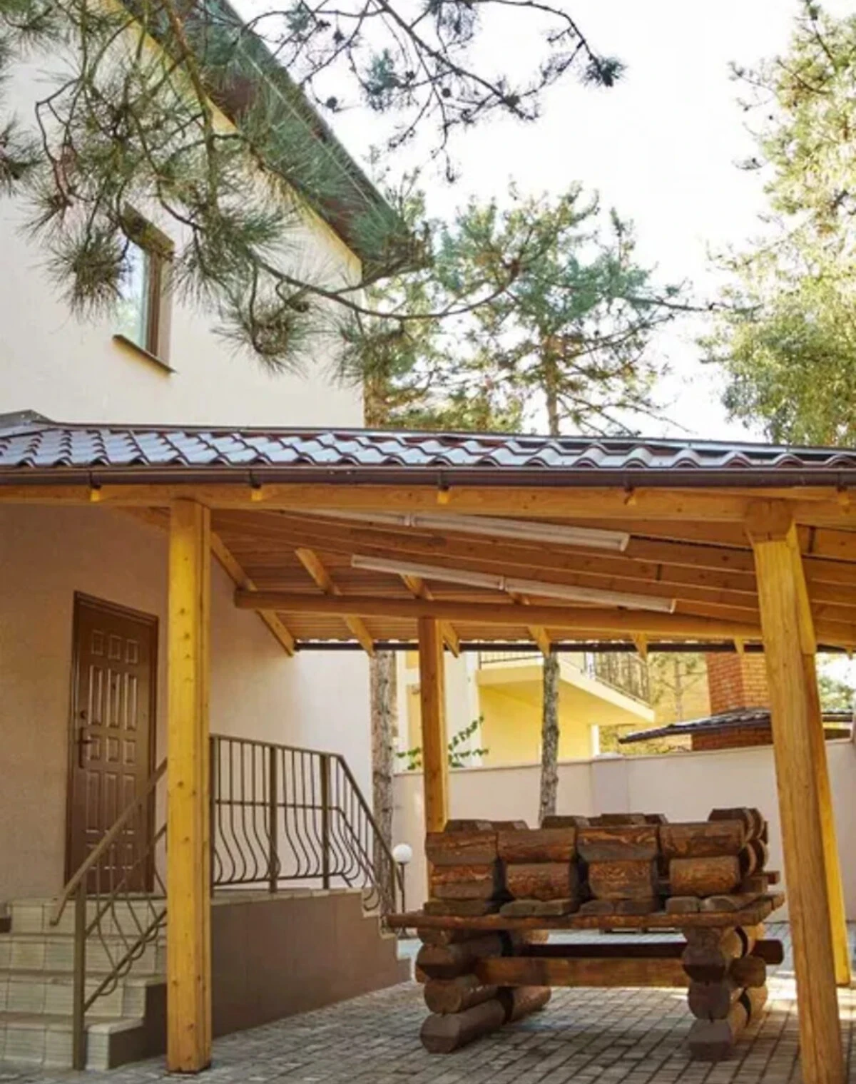 Будинок у ЖК Кемпінг Сонячний 2: великий балкон, бесідка, охорона - фото 1