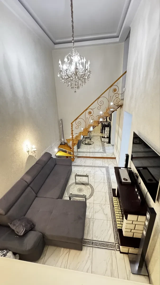 1-кімнатна квартира, Приморський: тераса, світло та газ завжди - фото 1