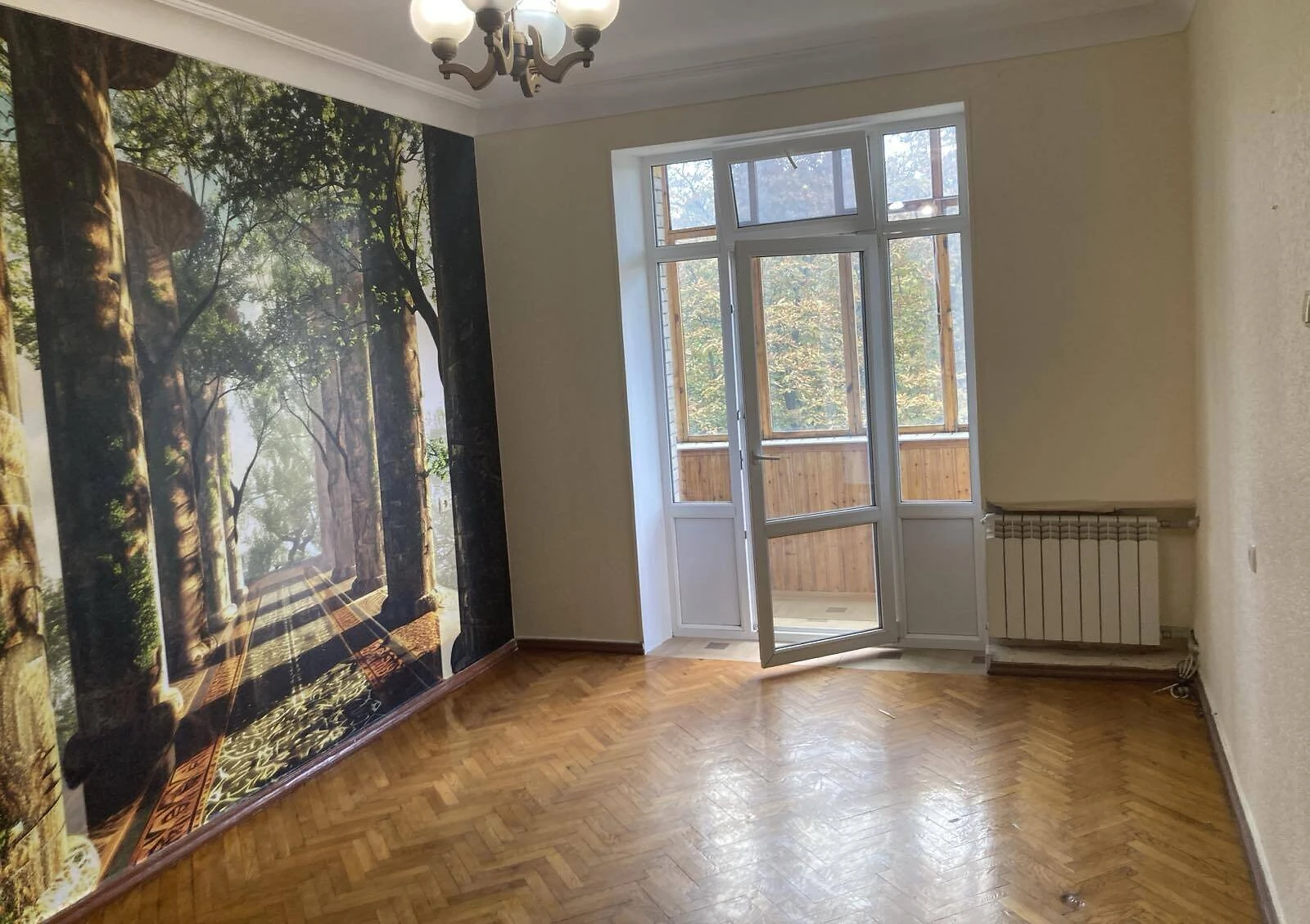1-кімнатна квартира, Печерськ: метро Арсенальна, цегляні стіни - фото 1