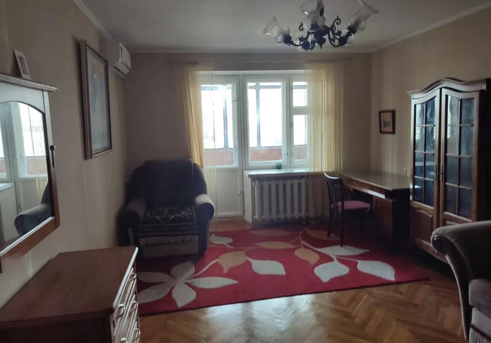 1-кімнатна квартира, Київ: косметичний ремонт, консьєрж, балкон - фото 1