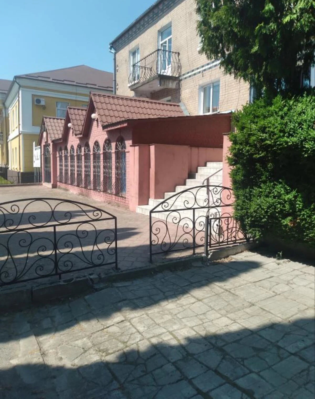 Адміністративна будівля, Дунаївці: 25 приміщень, під дитячий садочок - фото 3