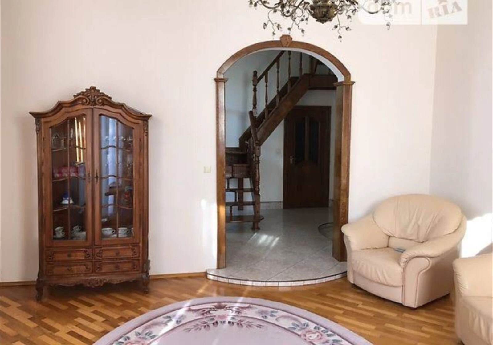 4-кімнатна квартира, Центр: закріплене паркомісце, фото 5