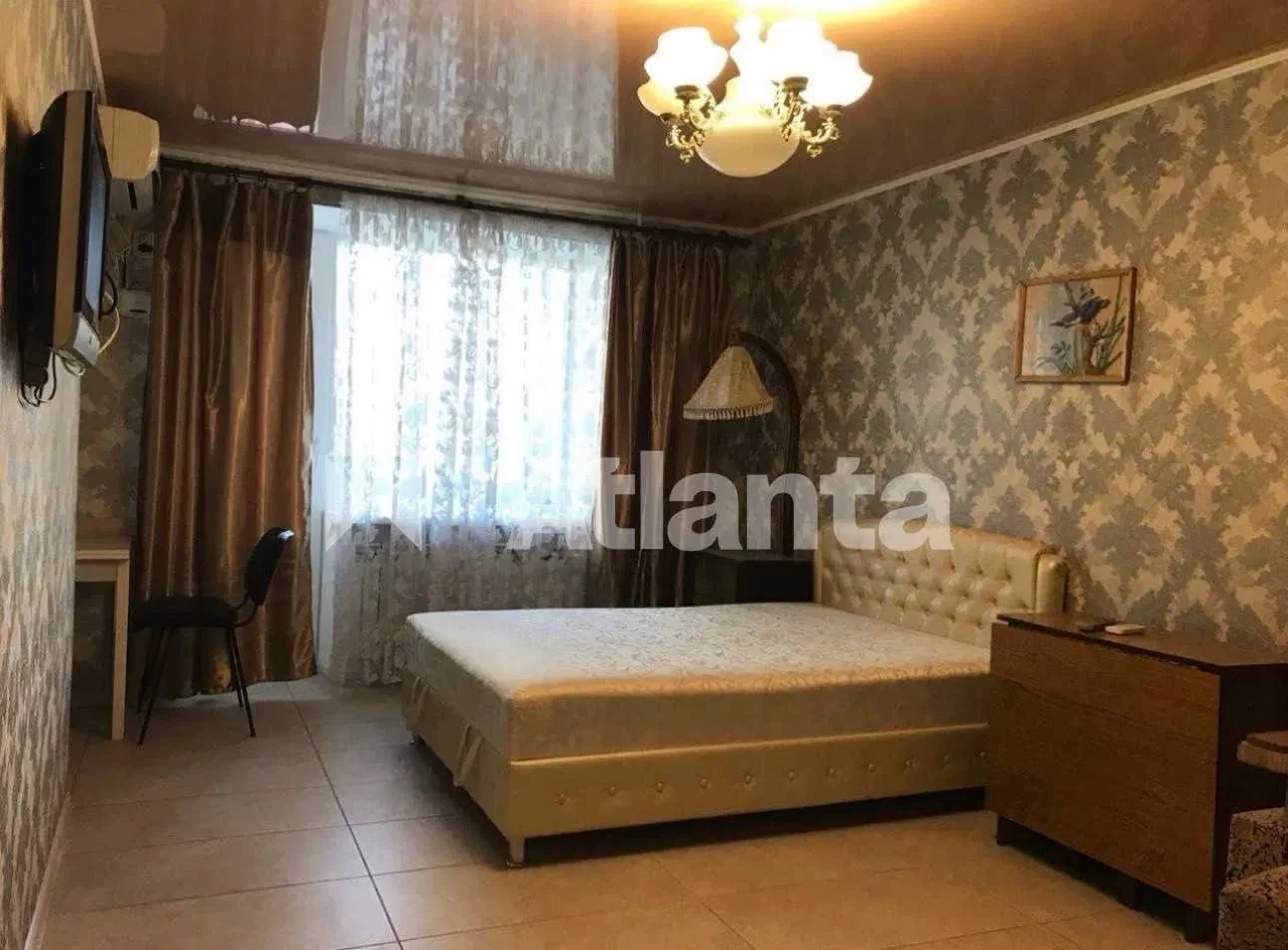 1-кімнатна квартира, Приморський: авторський ремонт, газ, фото 2