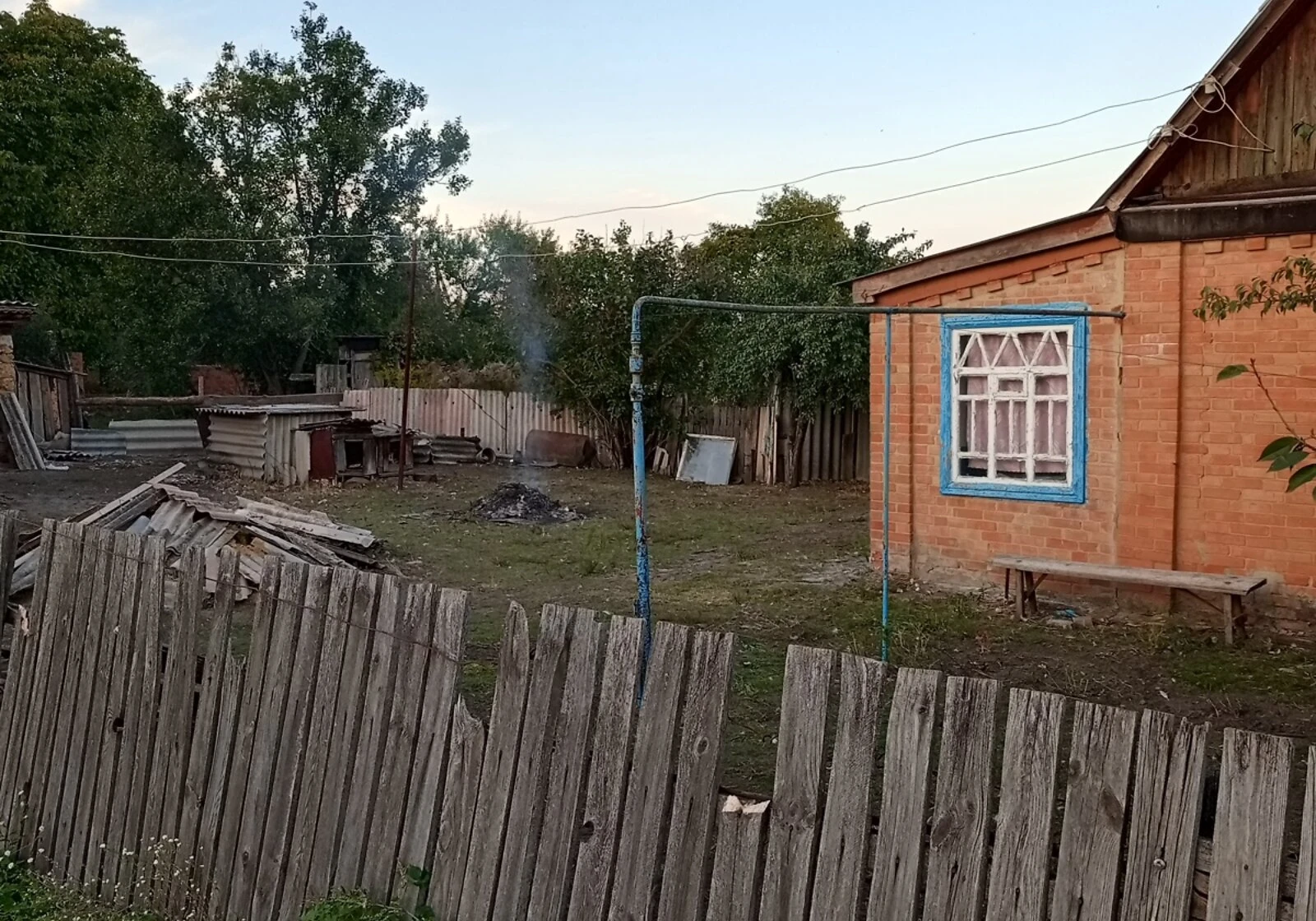 Будинок, Новоселівка: ділянка 25 соток, саманні стіни - фото 2