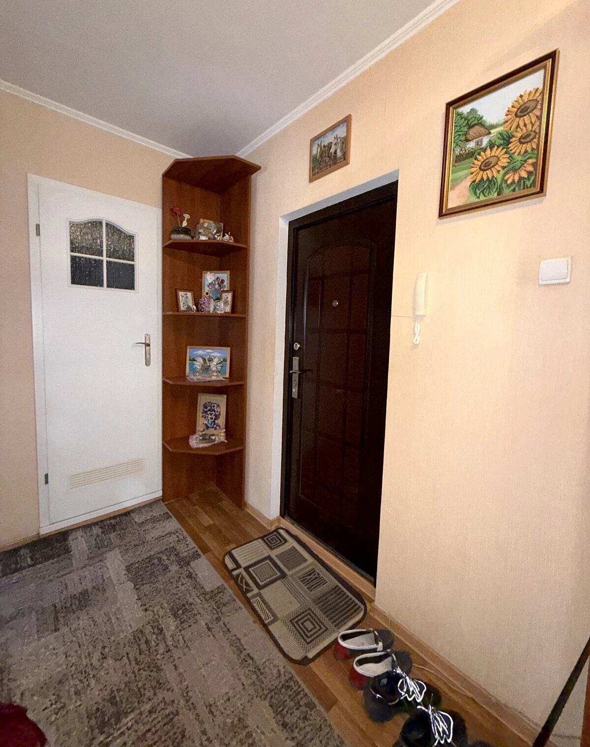 2-кімнатна квартира, Вараш: балкон, роздільний санвузол - фото 2