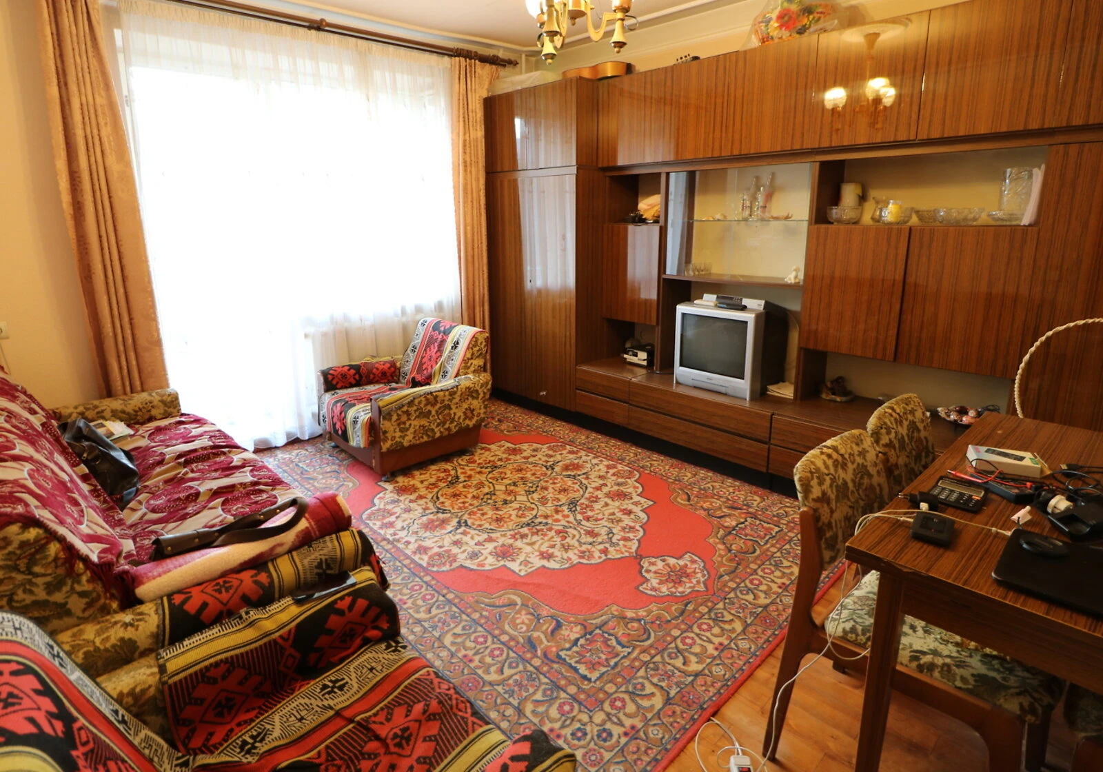 3-кімнатна квартира, Славське: цегляні стіни, закритий двір - фото 2