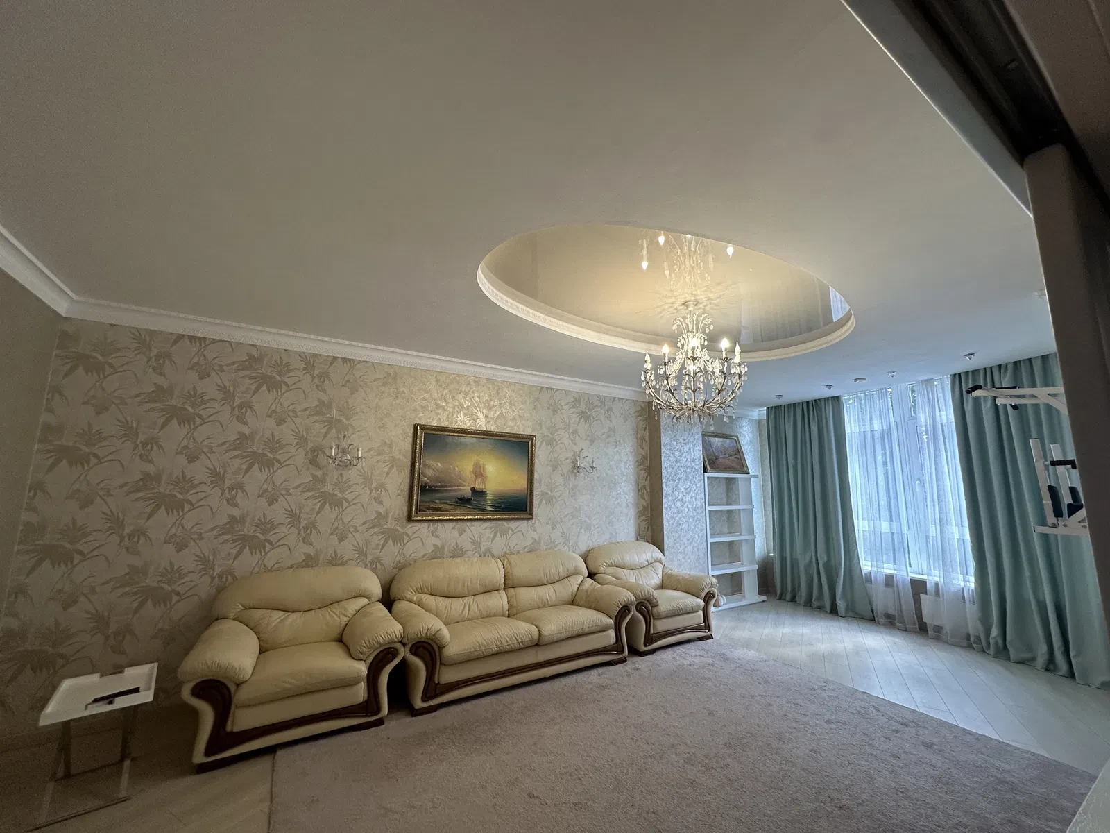 3-кімнатна квартира, Приморський: євроремонт, ліфт працює без світла - фото 1