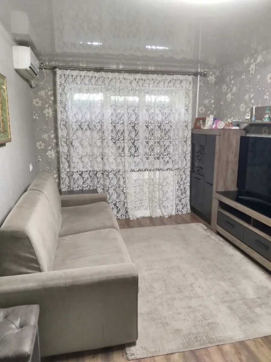 2-кімнатна квартира, Індустріальний: біля школи № 43, утеплена - фото 1