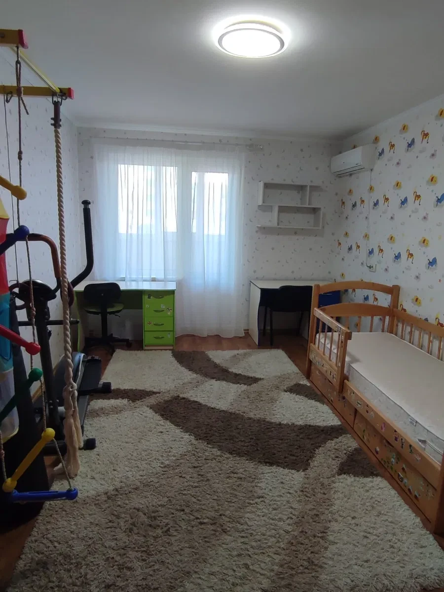 3-кімнатна квартира, Дарницький: резервне живлення, озеро - фото 2