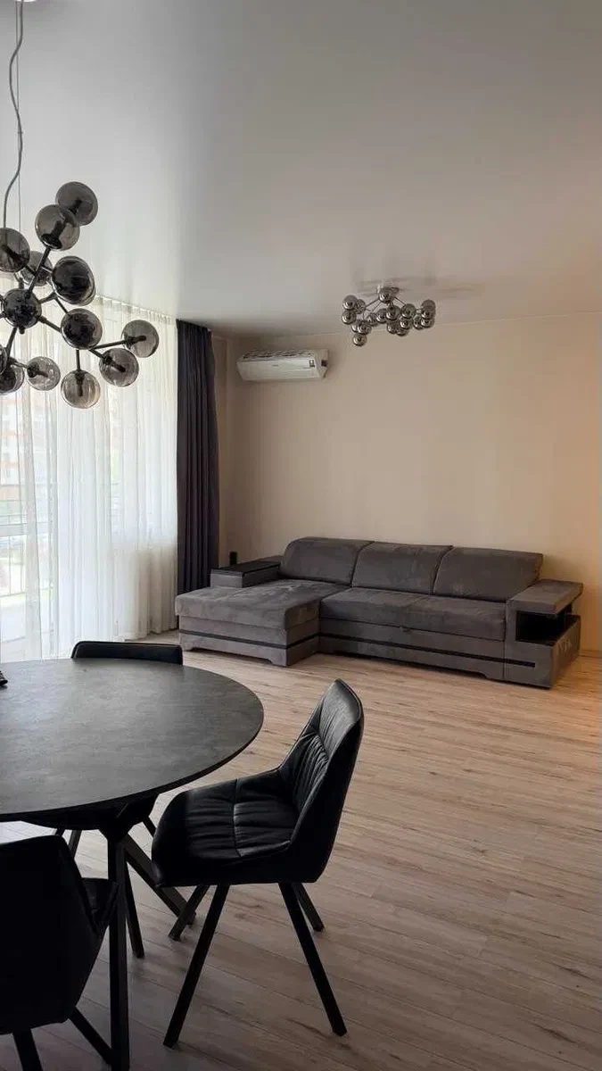 3-кімнатна квартира у ЖК Варшавський: авторський ремонт, тераса, фото 3