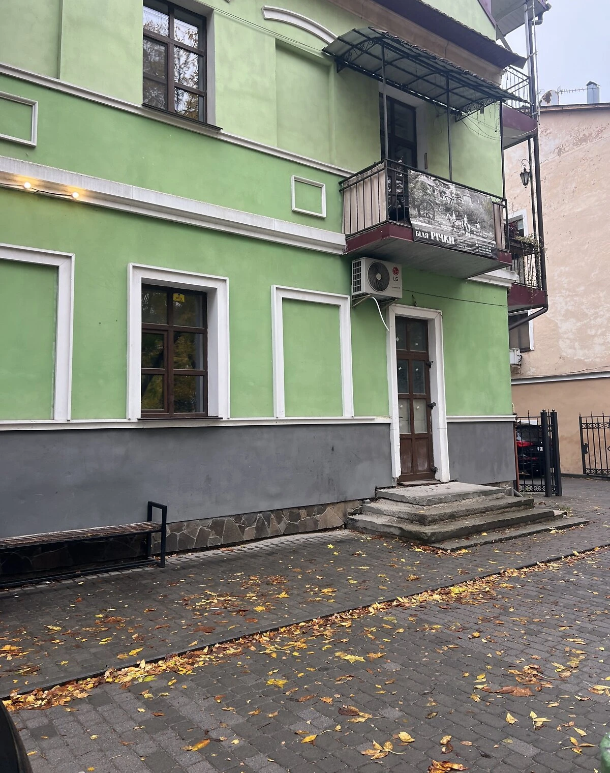Приміщення, Старе місто: відкрита стоянка, електрика і газ - фото 1