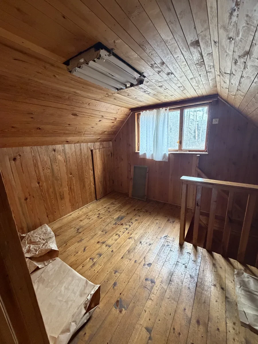 Дача, Ясногородка: крайня ділянка біля лісу й озера, піч і камін, фото 5