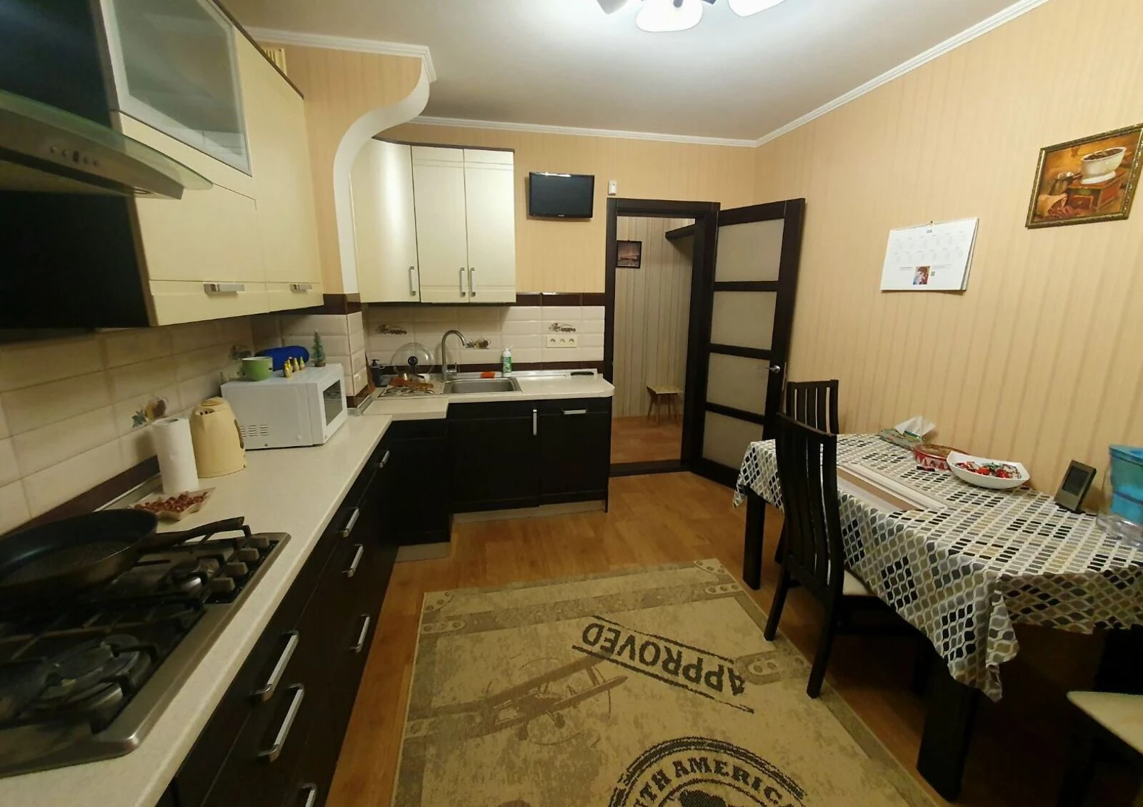3-комнатная квартира, Шуменский: торг, кабинет, балкон - фото 3