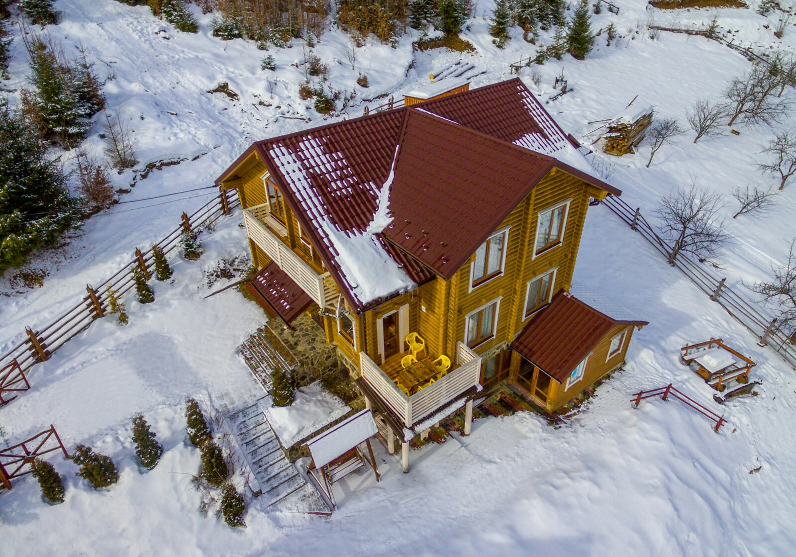 Будинок, Татарів: бесідка, дизайнерське оформлення - фото 1
