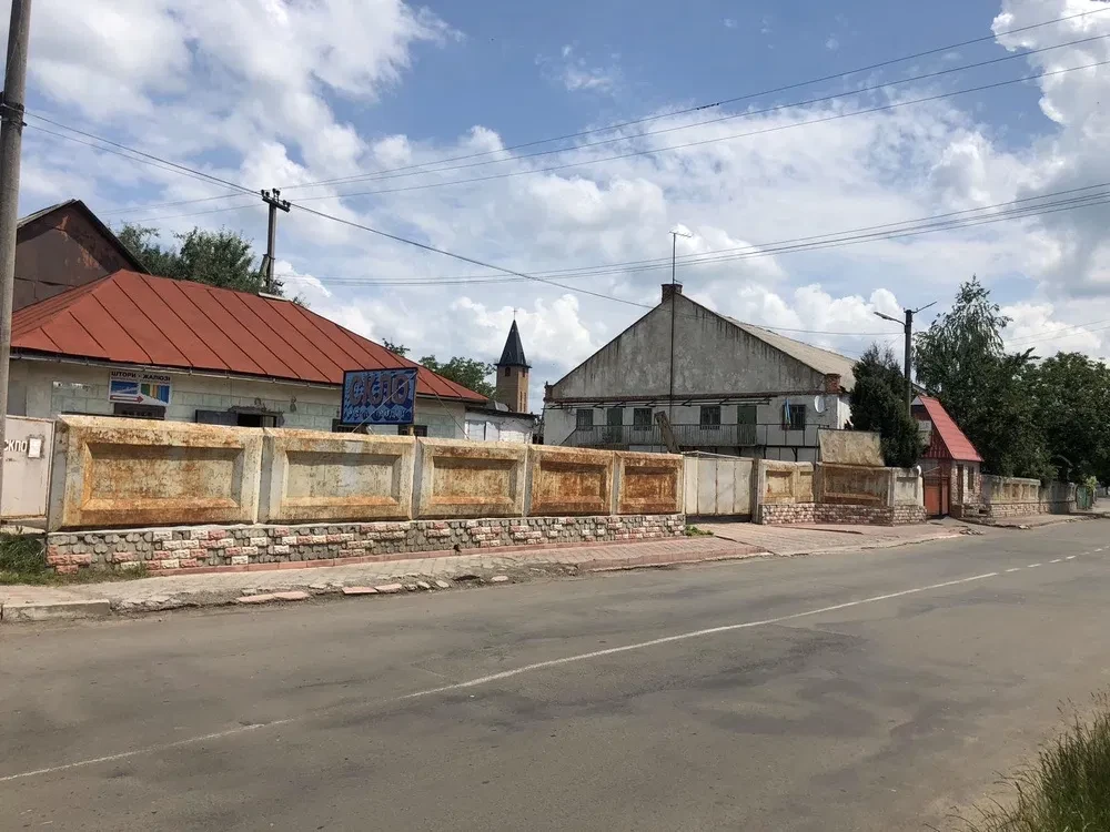 Виробничий комплекс, Гайворон: 0,34 га приватної землі - фото 1