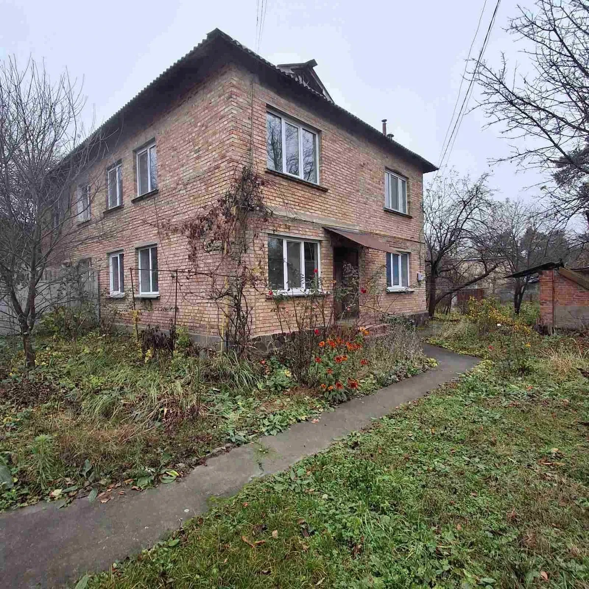 Частина будинку, Немішаєве: 8 соток, два санвузли