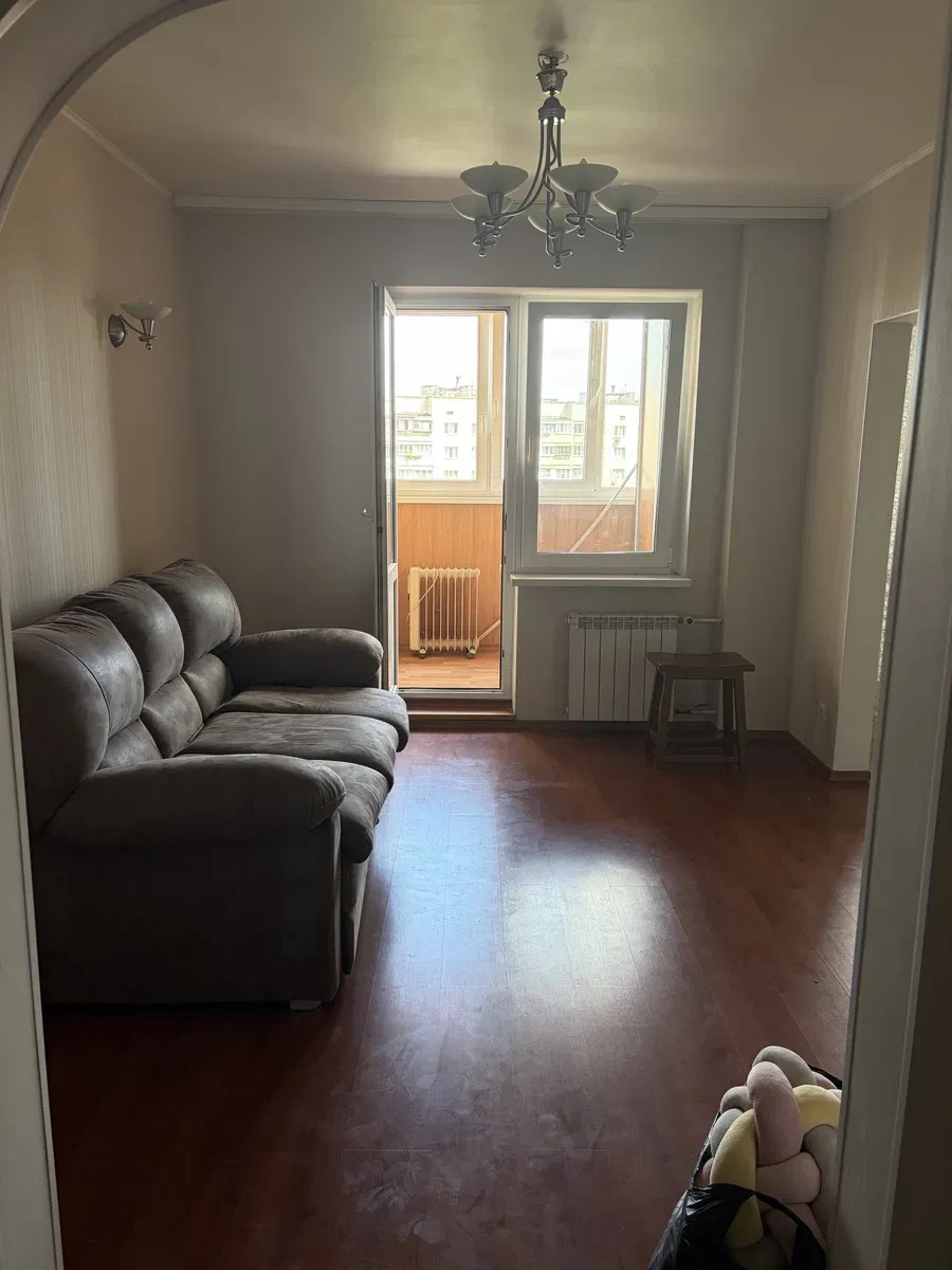 4-комнатная квартира, Дарницкий: кухня-гостиная 25 м², две лоджии, фото 3