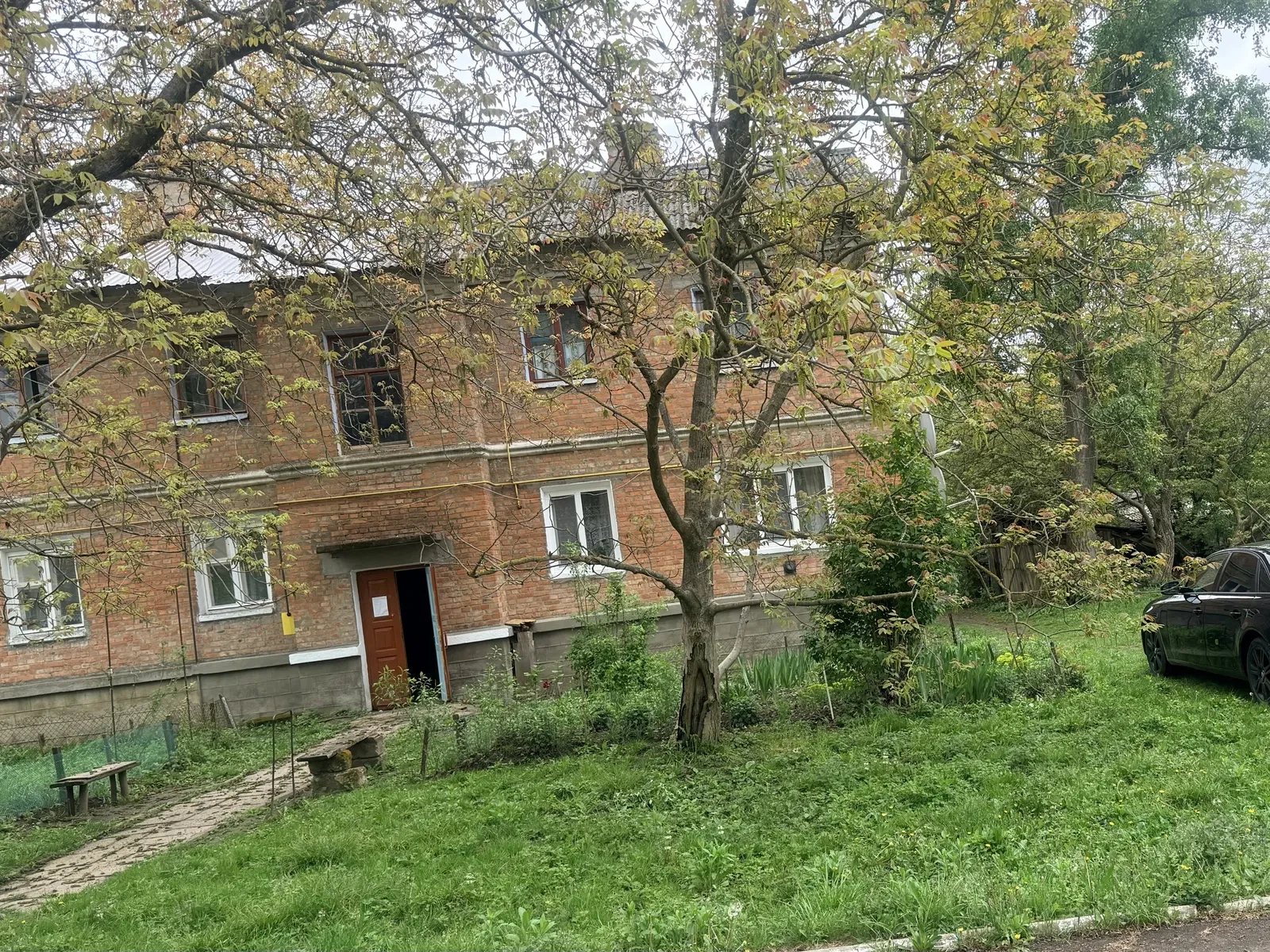2-кімнатна квартира, Загродське: 7 соток, грубка та конвектор
