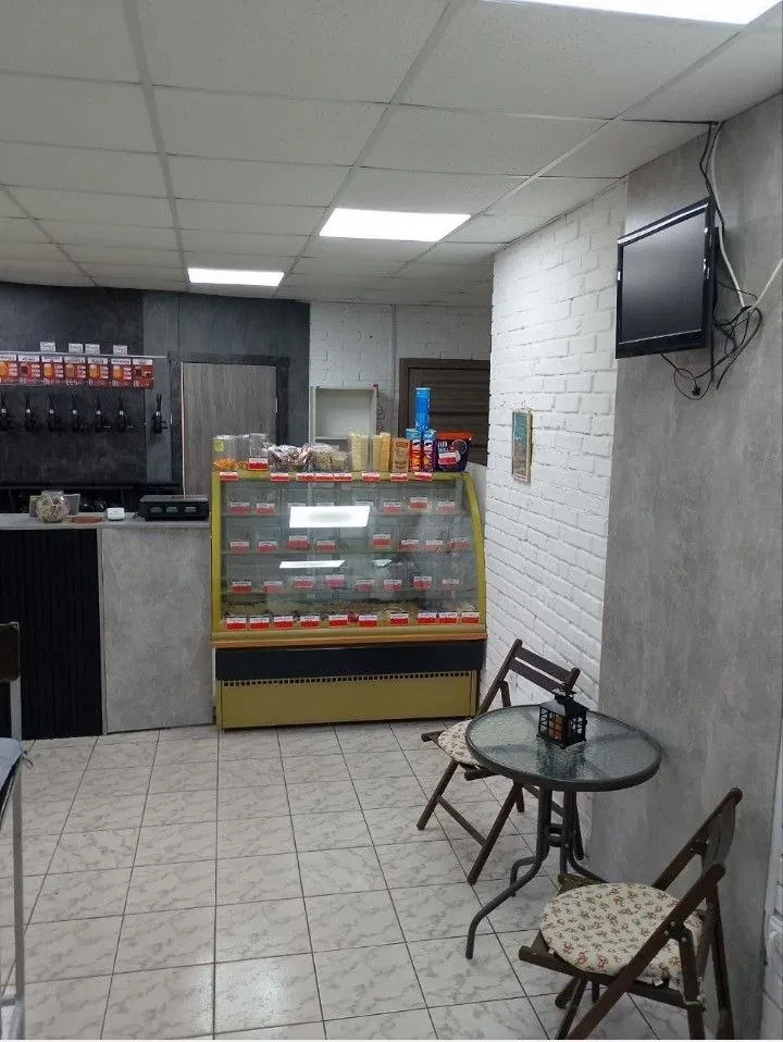 Приміщення, Святошинський: фасадний вхід, 50 м до АТБ - фото 3