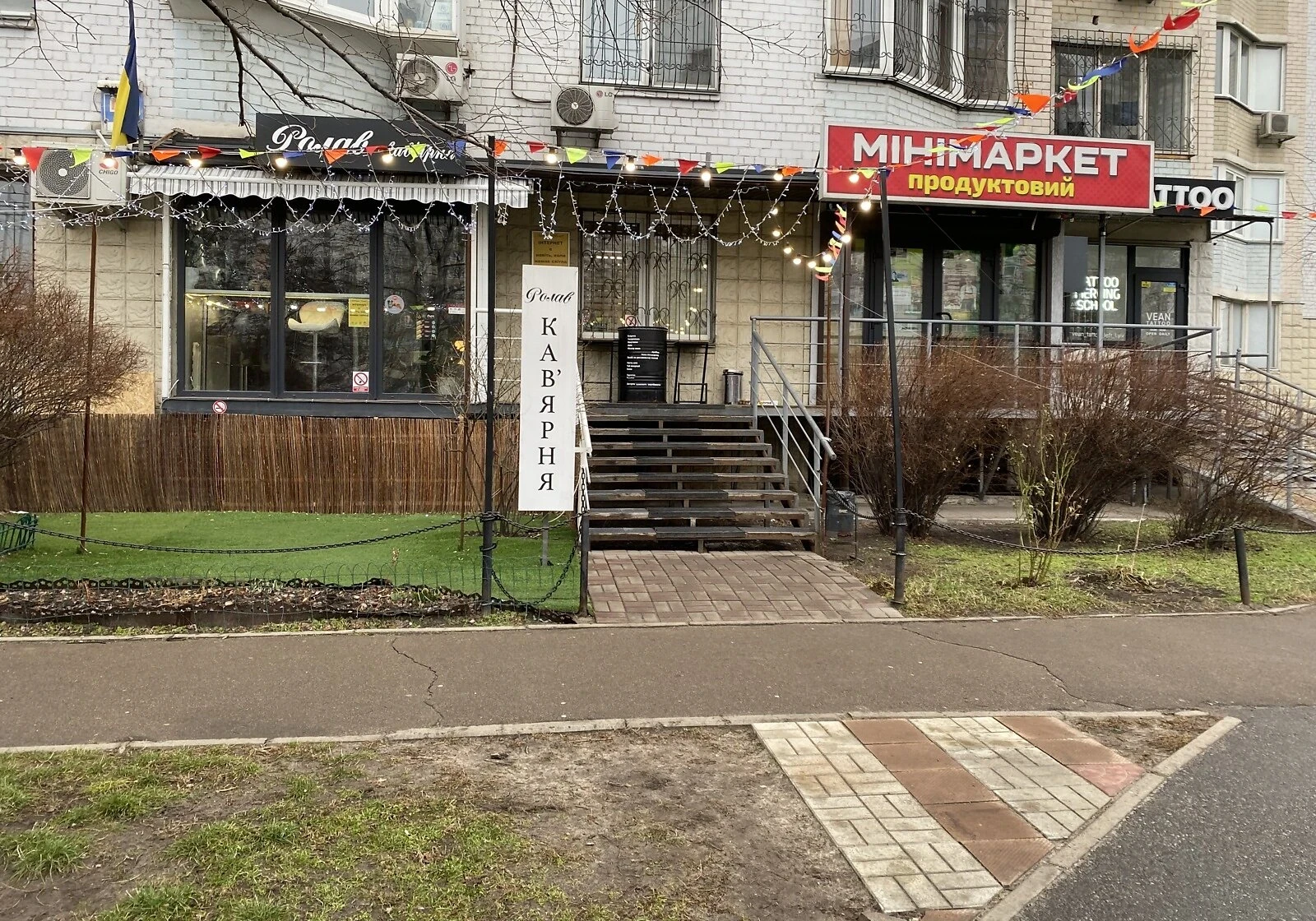 Комерційне приміщення, Позняки: фасадне, під магазин, вода без світла