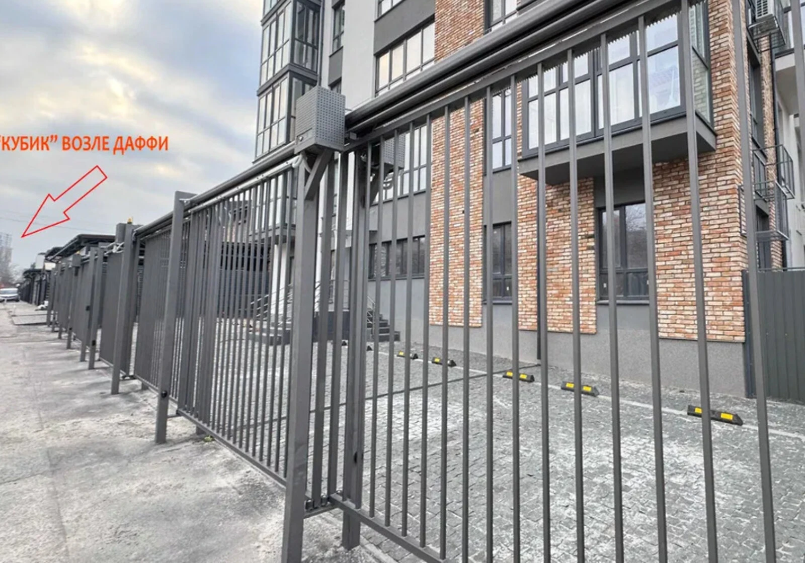 1-кімнатна квартира, 1 травня: панорамні вікна, без ремонту, фото 4