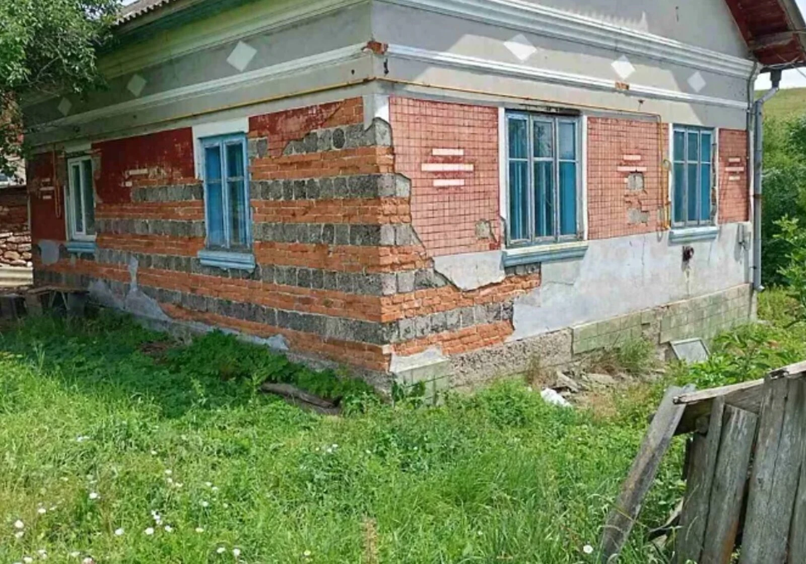 Дом, Швейков: 3 спальни, газ, когда нет света, требует ремонта, фото 3