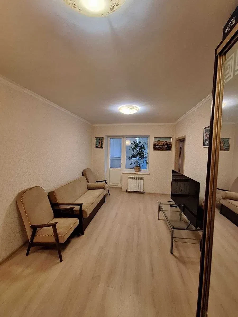 3-кімнатна квартира, Крюківщина: євроремонт, опалення завжди - фото 1