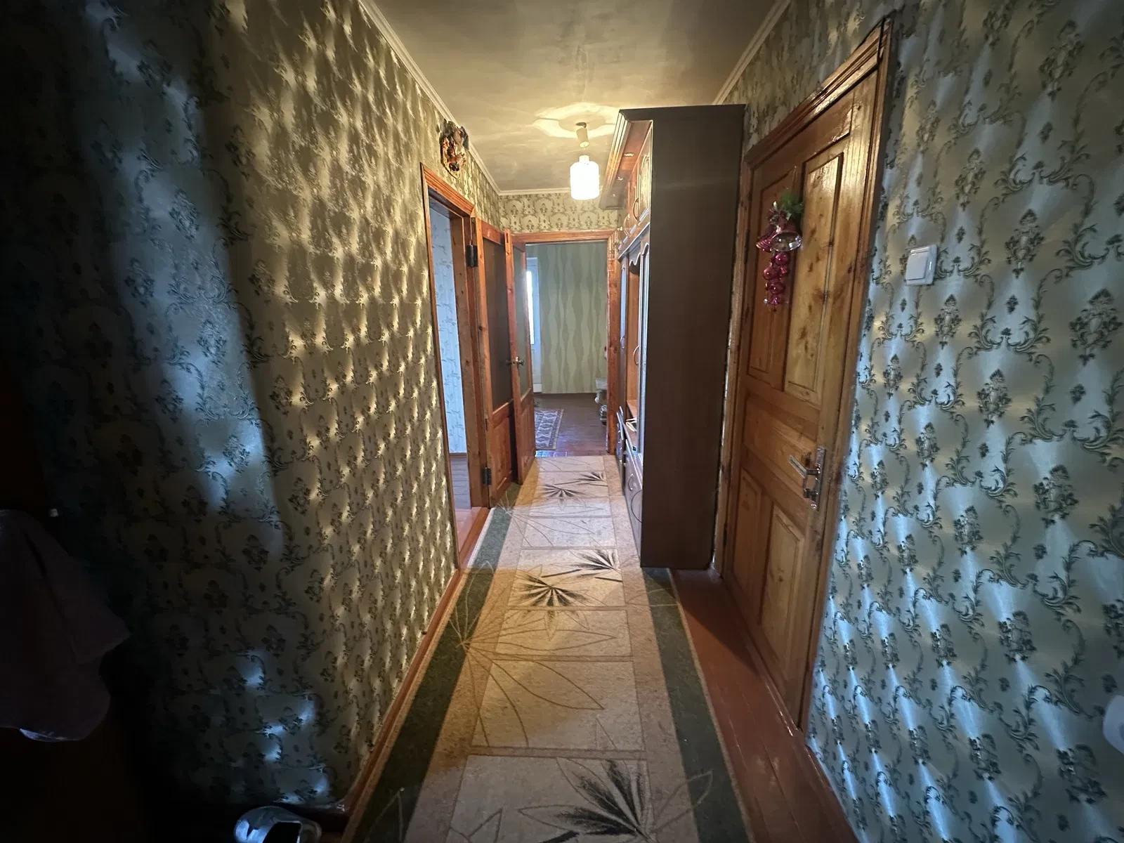 2-кімнатна квартира, Глухів: індивідуальне газове опалення, гараж із підвалом, фото 5