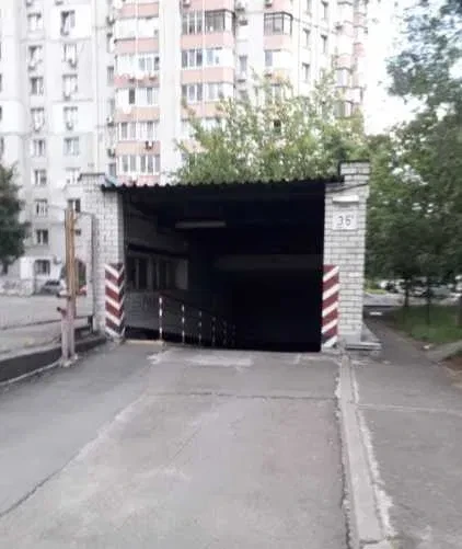 Паркоместо, Днепровский: подземный паркинг, охрана, сигнализация - фото 1