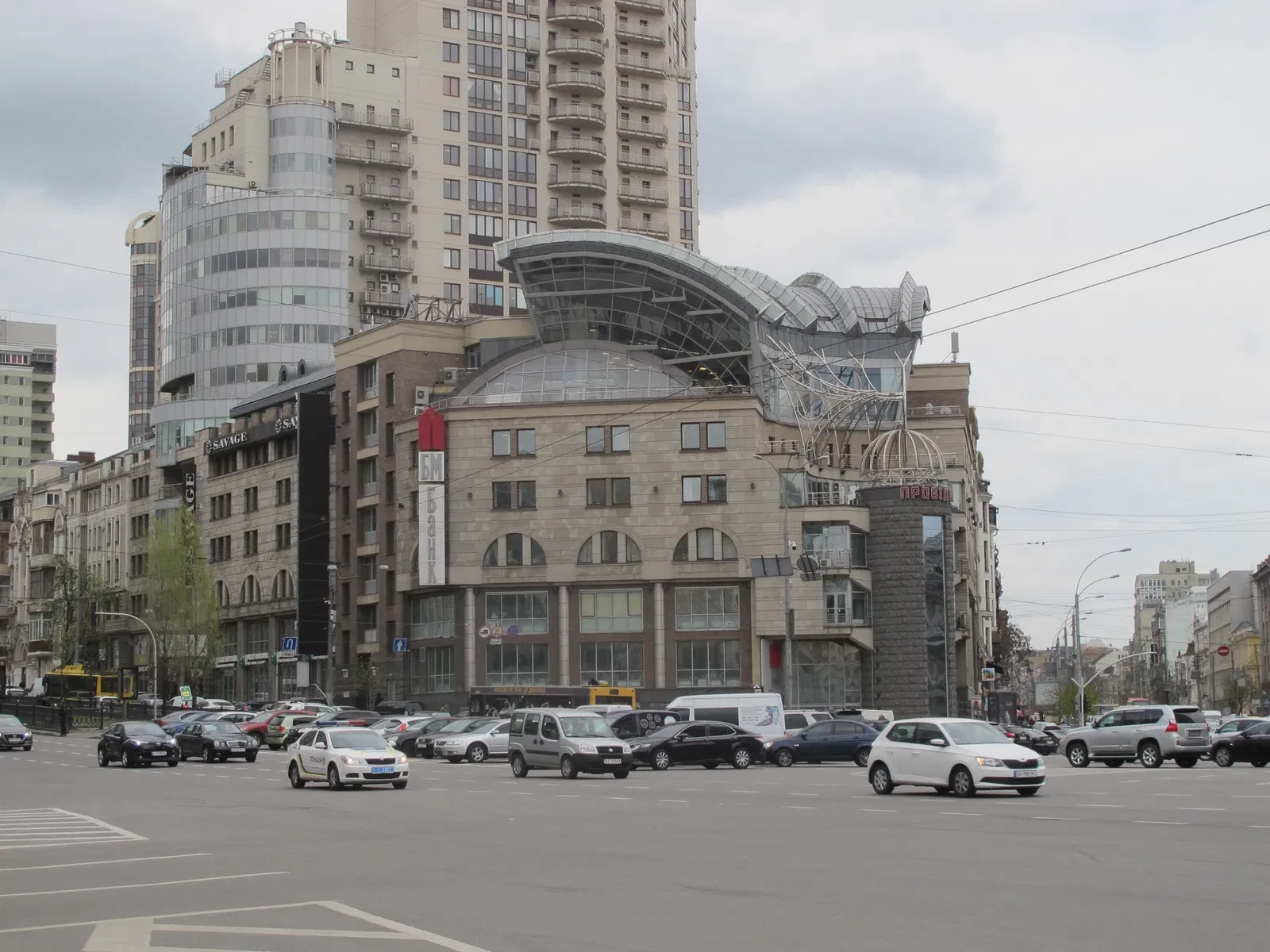 1-комнатная квартира в ЖК Европа Плаза: генератор, авторский ремонт