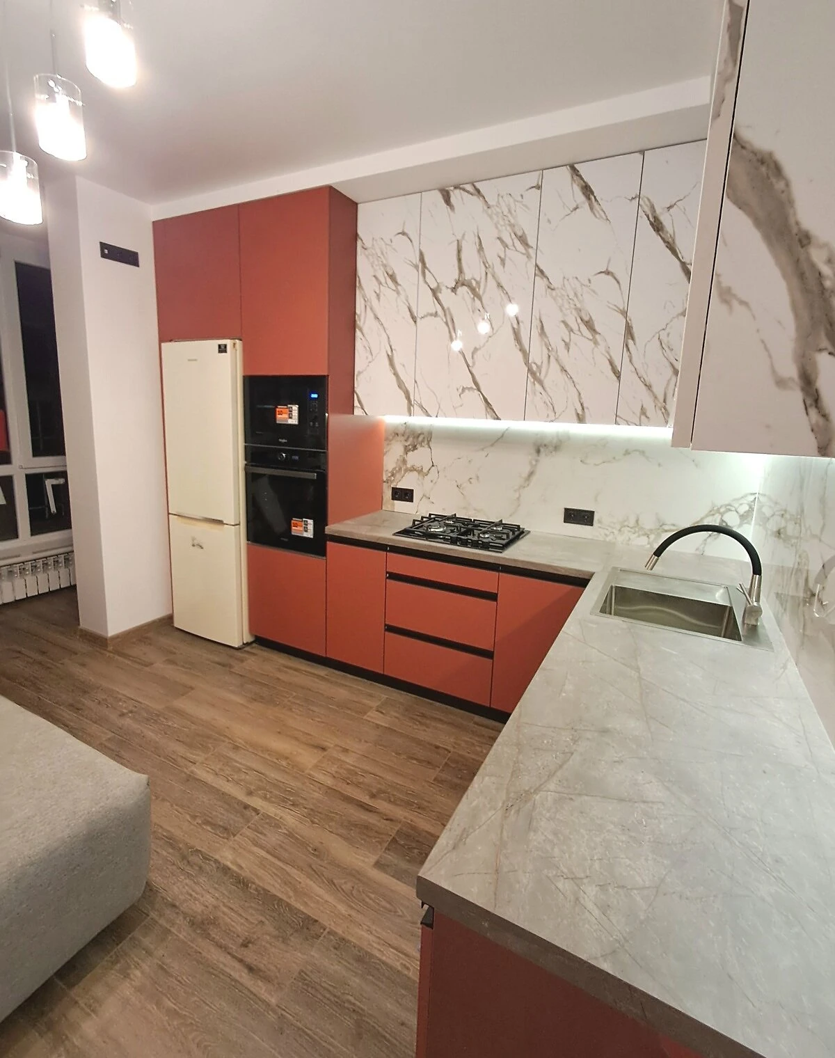 1-комнатная квартира, Городок: дизайнерский ремонт, кухня-студия - фото 1