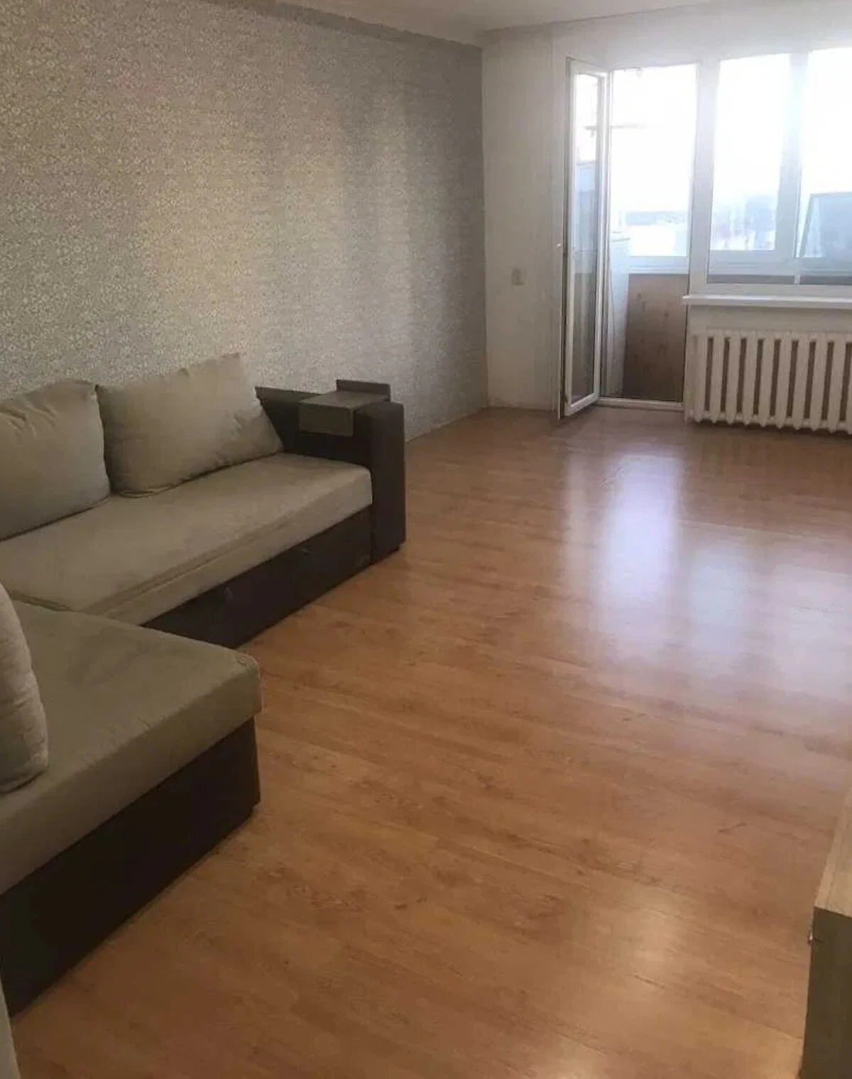 3-кімнатна квартира, Дніпро: косметичний ремонт, внутрішній двір - фото 3