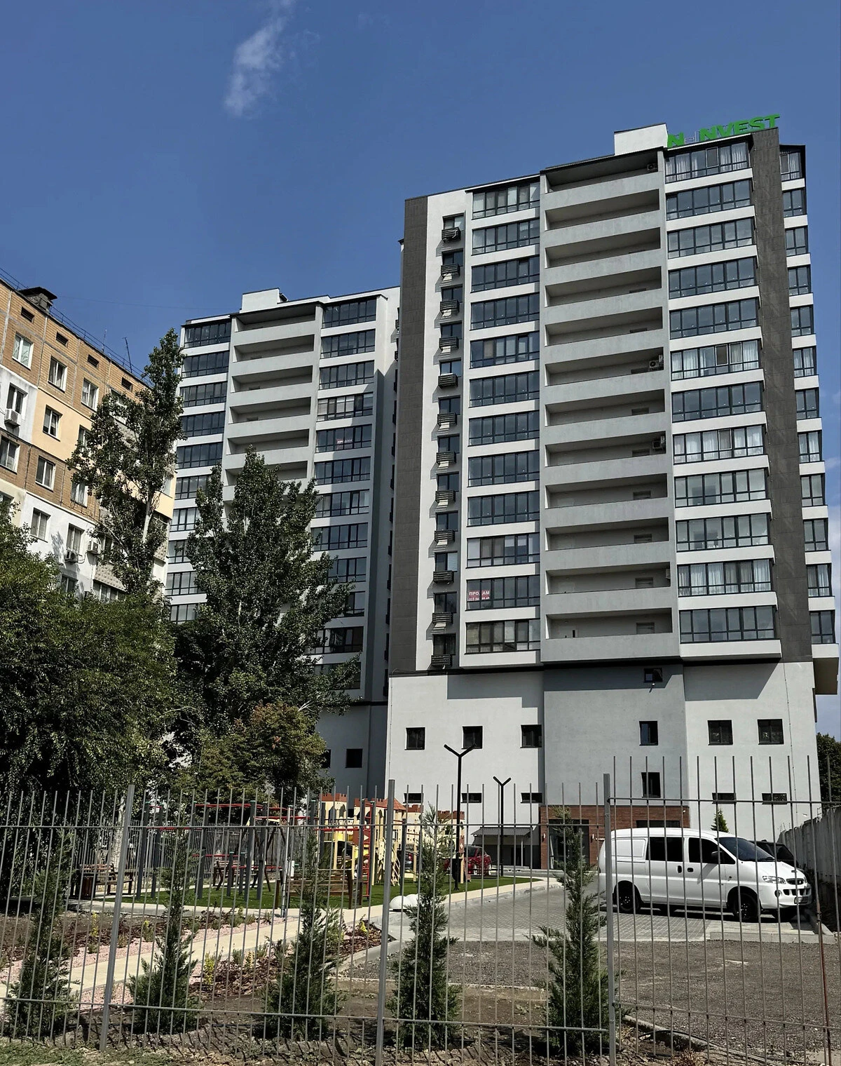 1-комнатная квартира, Центральный: дом 2021 года, торг - фото 1