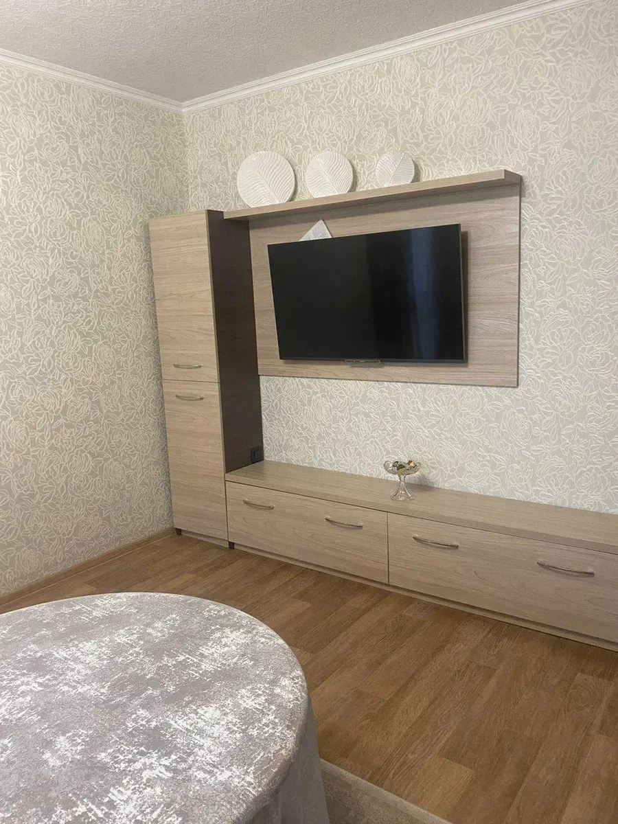 2-кімнатна квартира, Шевченківський: сучасний ремонт, світло завжди, фото 4
