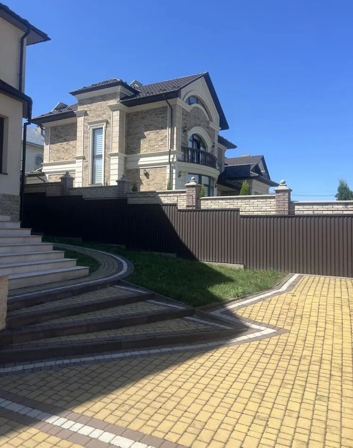 Будинок, Фастівська: 4 спальні, цегляні стіни, газове опалення - фото 2