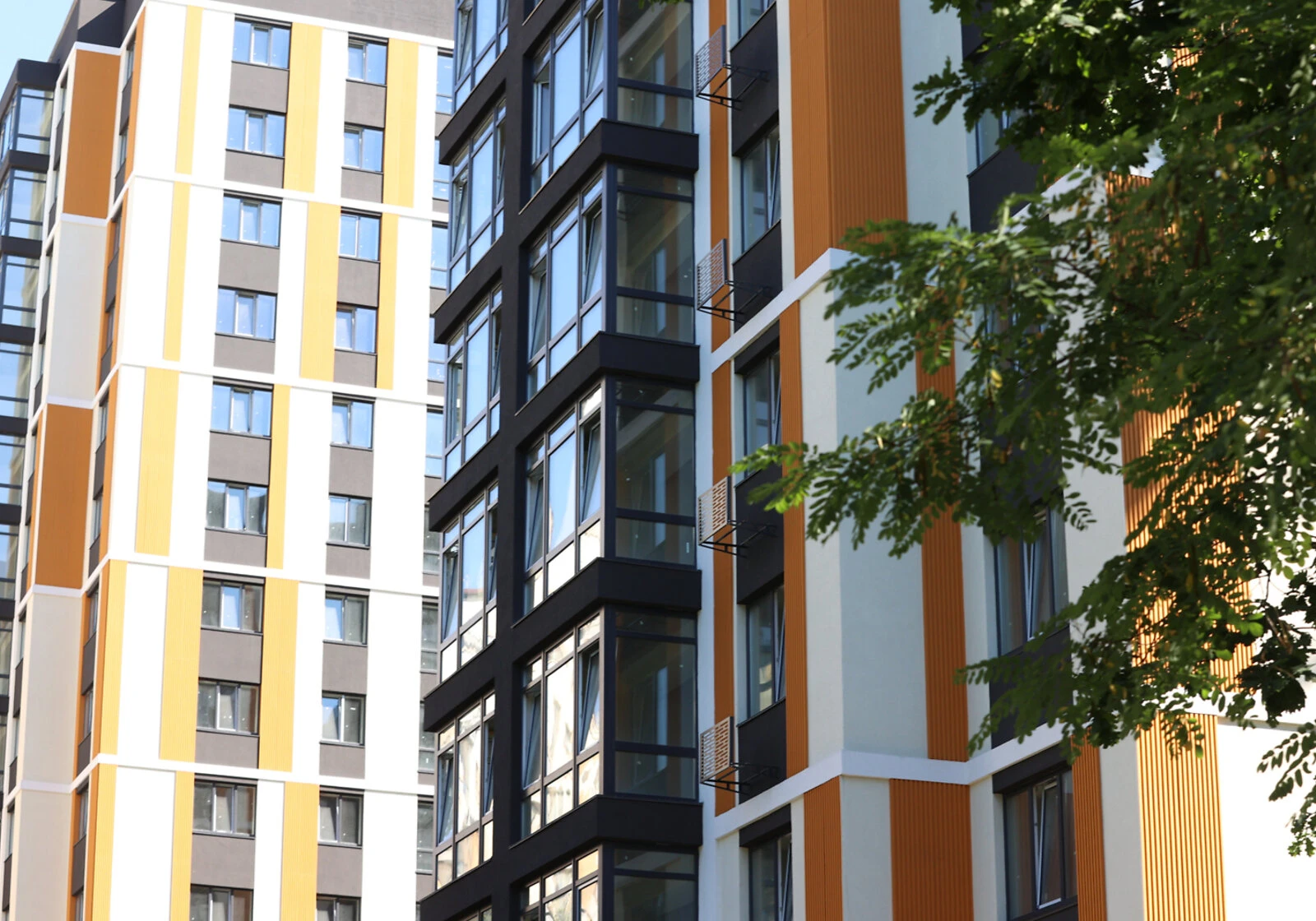 1-кімнатна квартира, Ірпінь: автономна котельня, панорамні вікна, фото 2