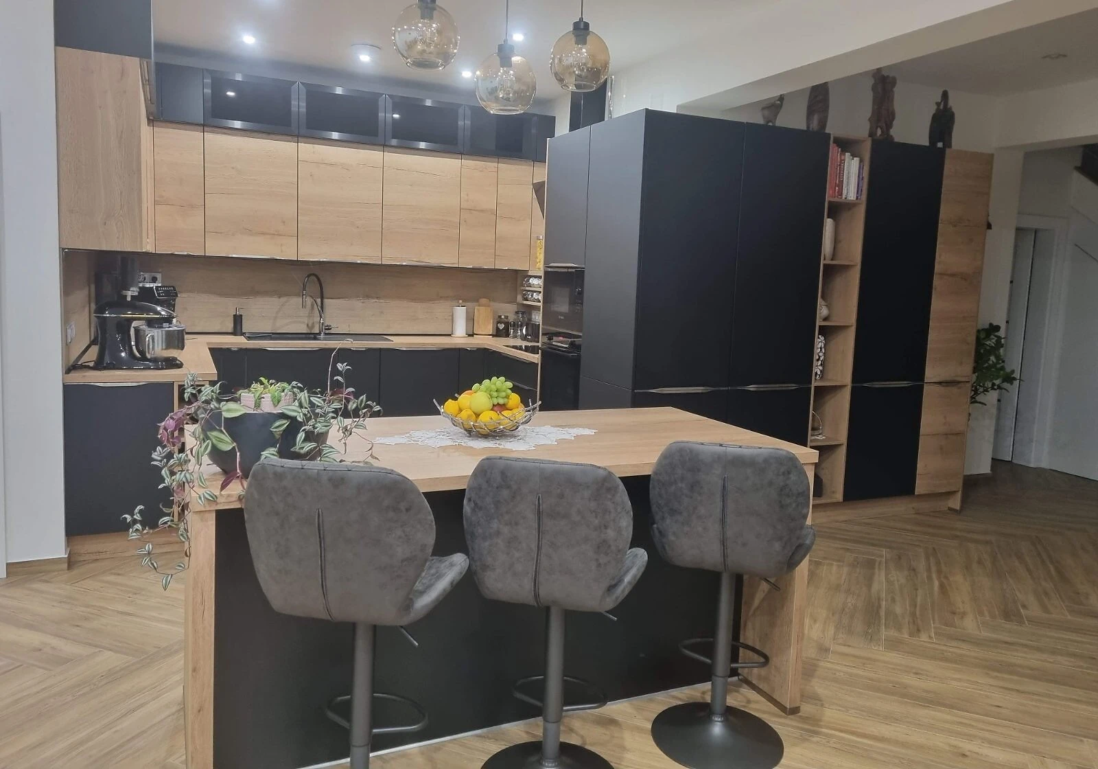 Дом, Новый: веранда, участок 650 м², гараж, фото 3