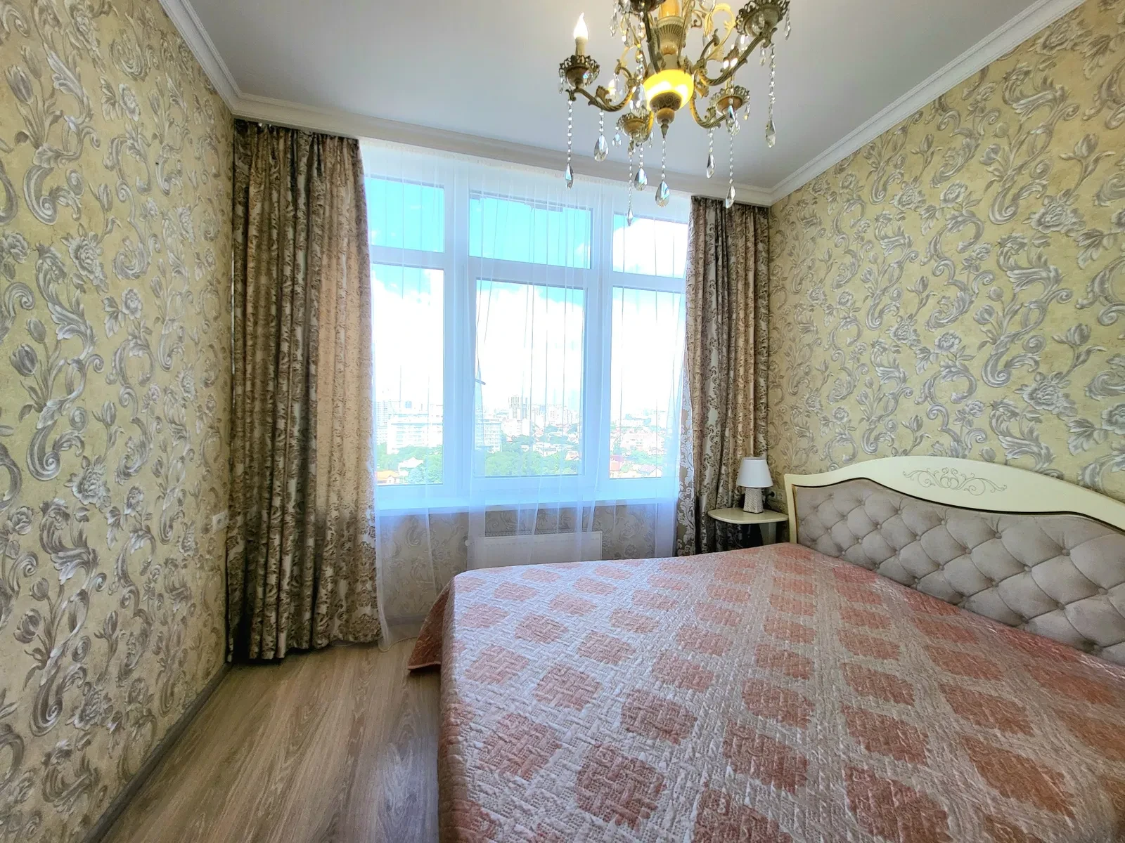 Євродвушка у ЖК 43 Жемчужина: море, паркінг, авторський ремонт, фото 4