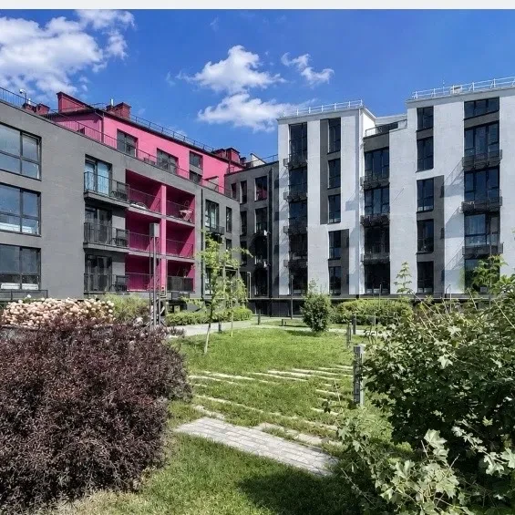 1-кімнатна квартира у ЖК City Lake: вікна на озеро, балкон і лоджія - фото 1