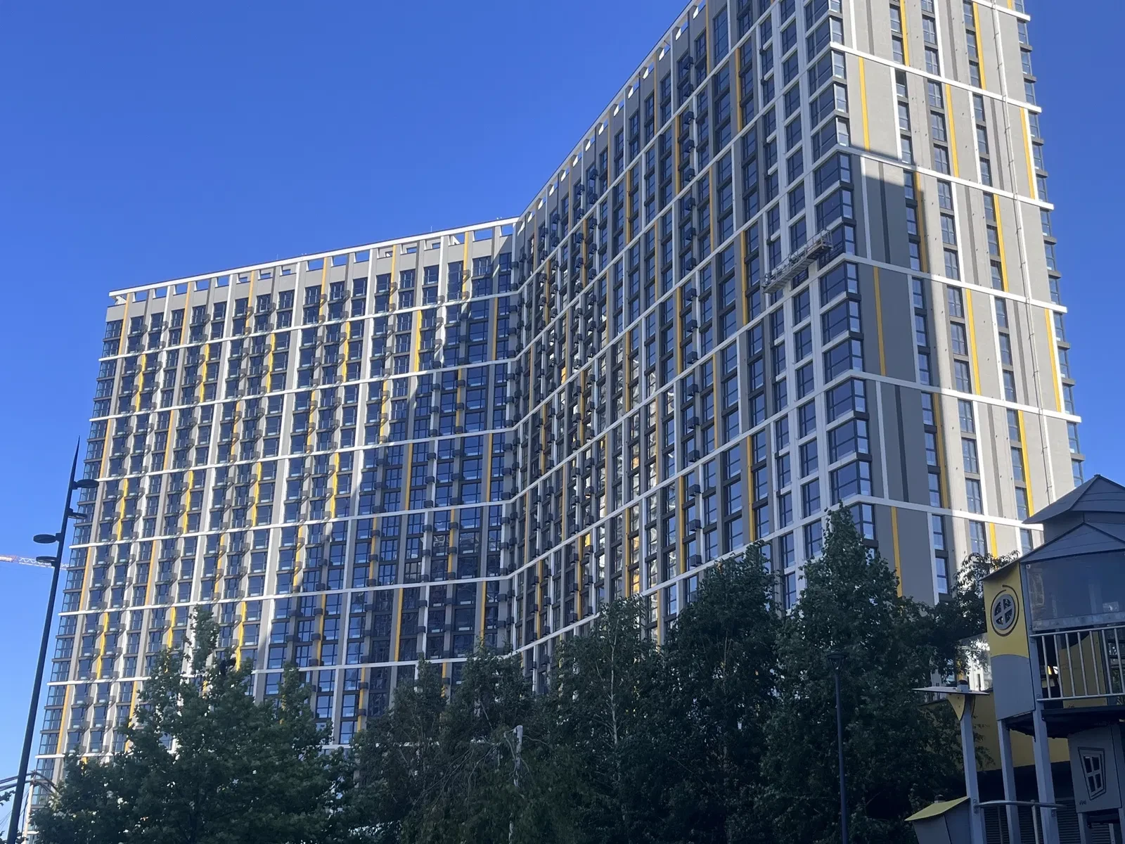 1-комнатная квартира в ЖК Русановская Гавань: генератор, метро 10 мин - фото 1