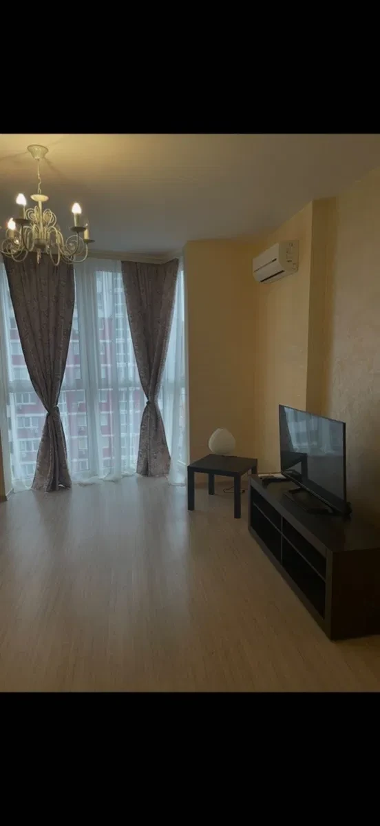 2-кімнатна квартира, Дарницький: Позняки за 15 хв, працює ліфт - фото 1