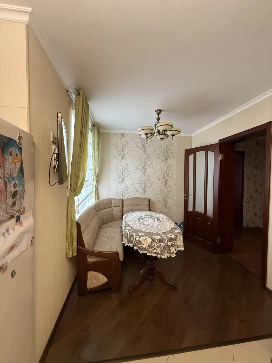 2-кімнатна квартира, Салтівський: якісний ремонт, газ, меблі й техніка, фото 5
