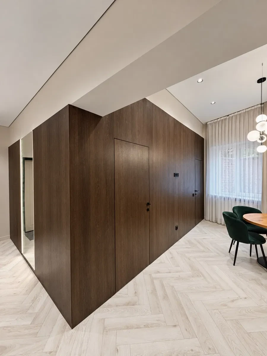 2-комнатная квартира, Черновцы: дизайнерский ремонт, кухня 25 м², фото 5