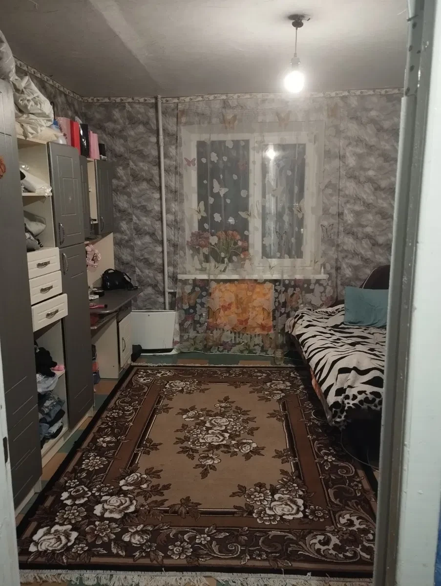 2-кімнатна квартира, Дружба: без ремонту, цегляний будинок - фото 1