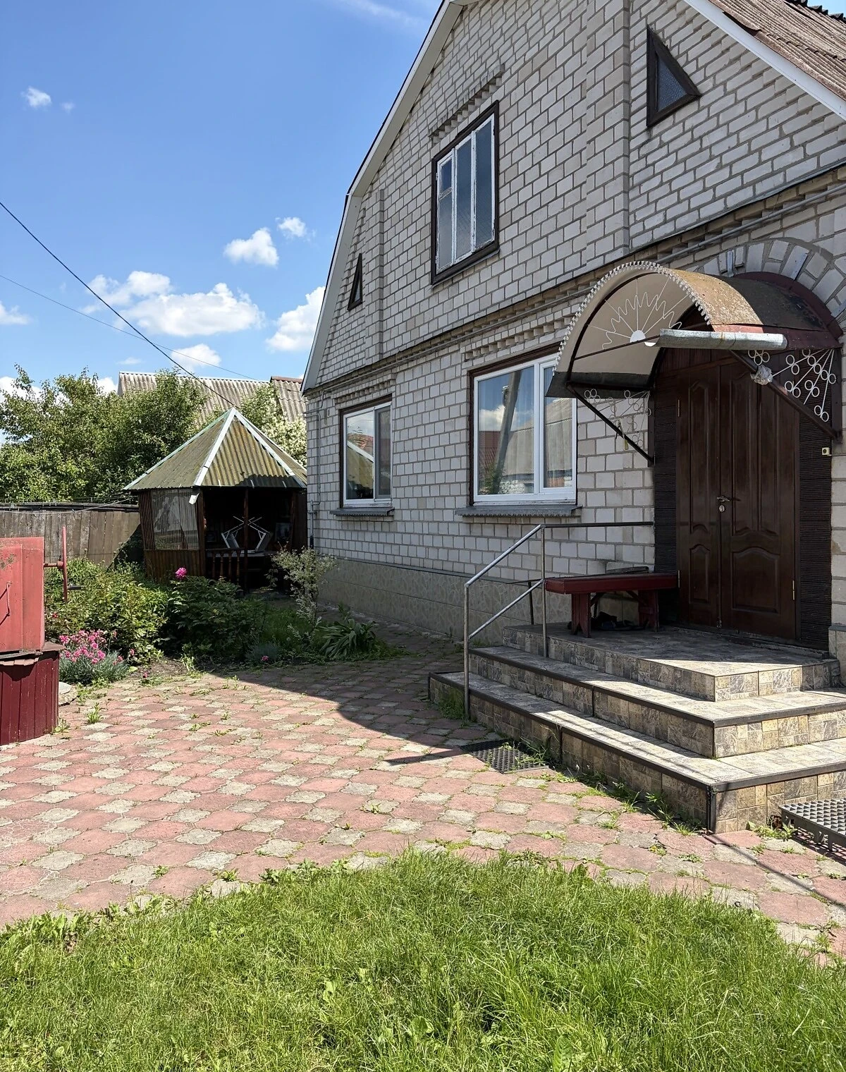 Будинок, Чуднів: веранда, бесідка - фото 1