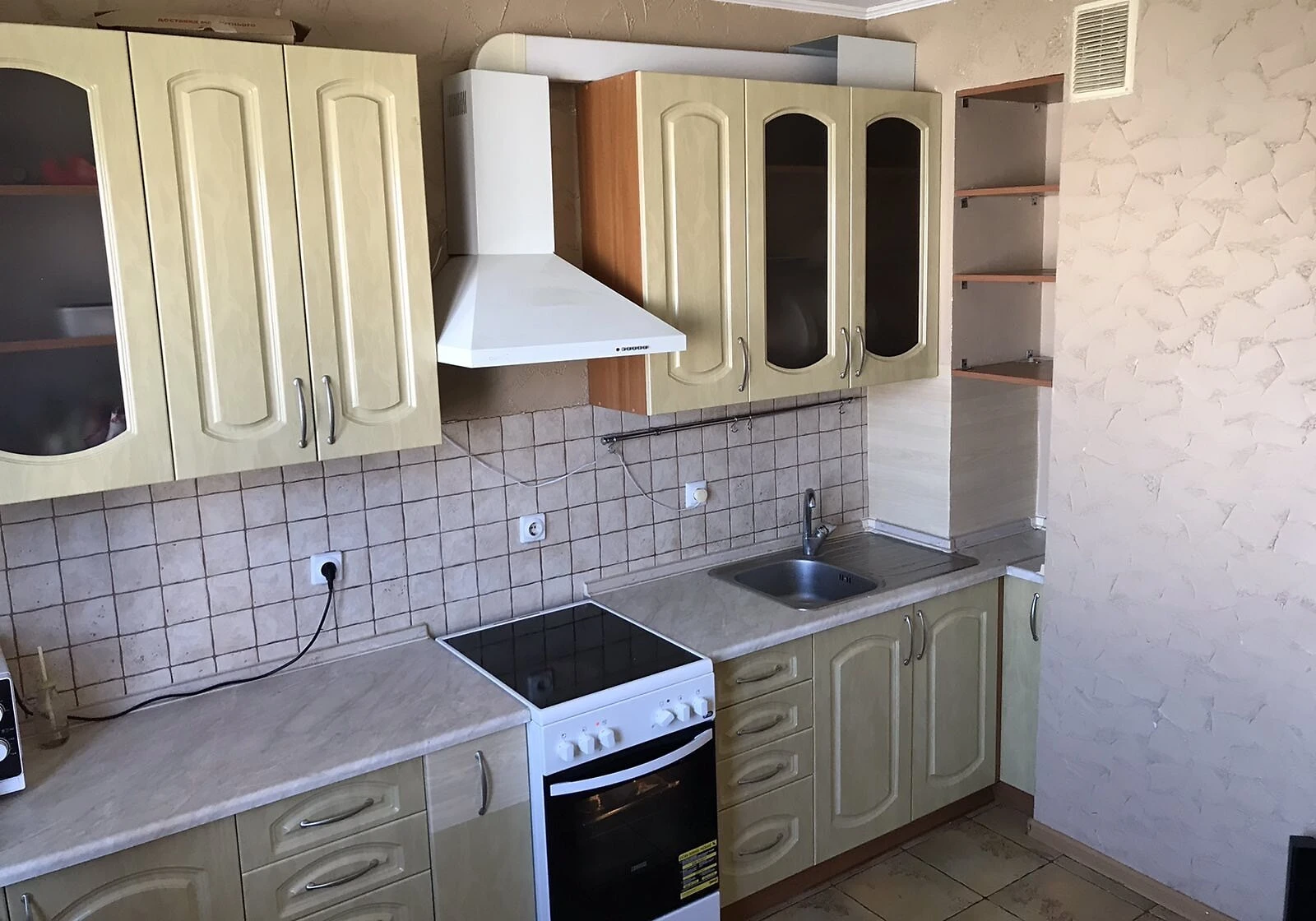2-кімнатна квартира, Позняки: бойлер, кондиціонер - фото 3