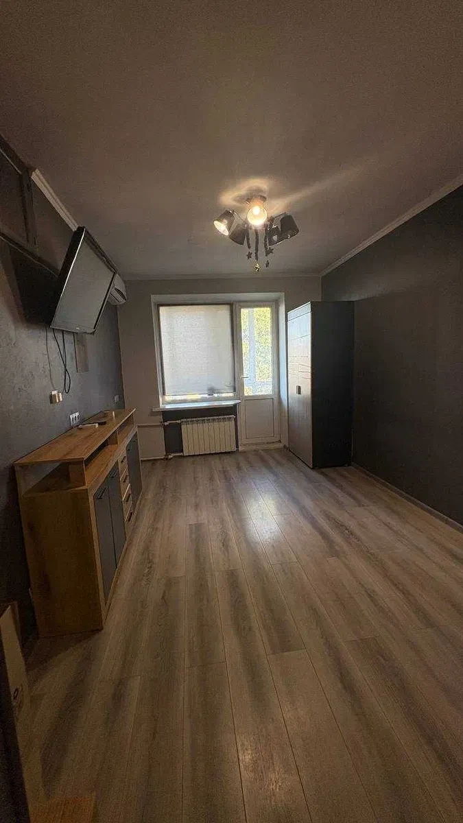 2-кімнатна квартира, Голосіївський: метро за 2 хв, газова колонка - фото 2